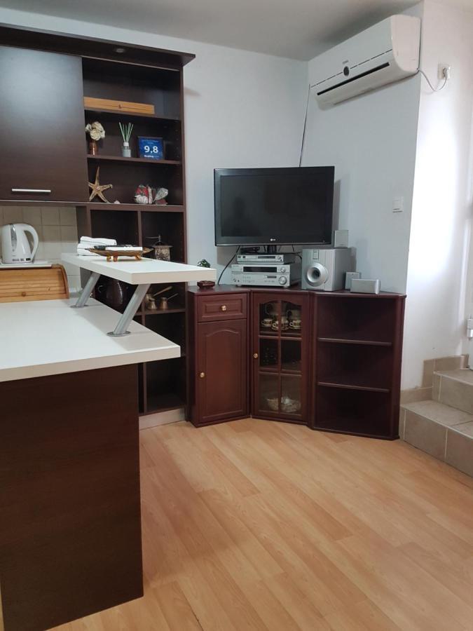 Karla Babic Apartment Senj  Exterior foto